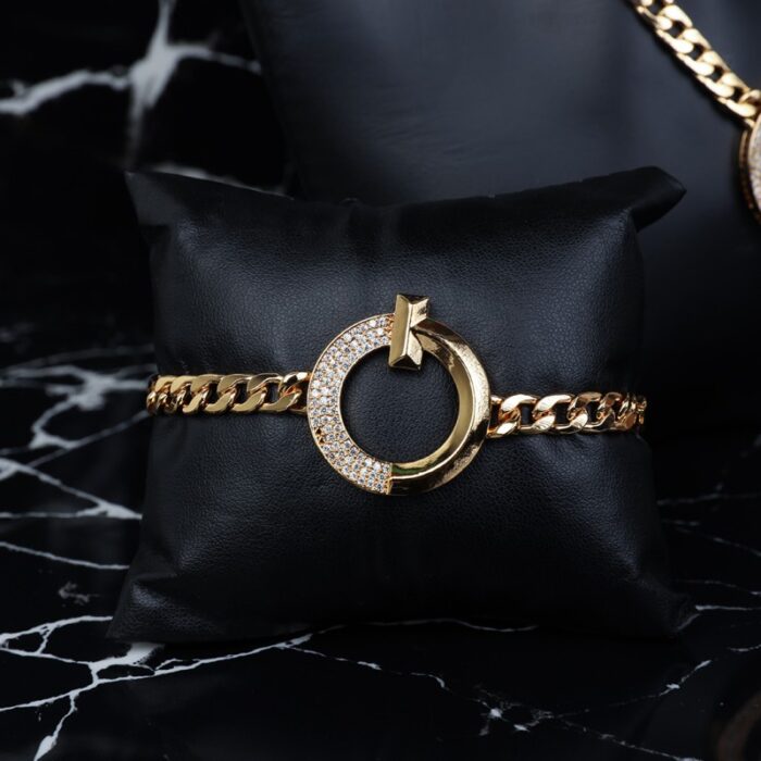 ⁦طقم اكسسوارات 4 قطع بتصميم دائري لون ذهبي حجم 10⁩ - الصورة ⁦3⁩