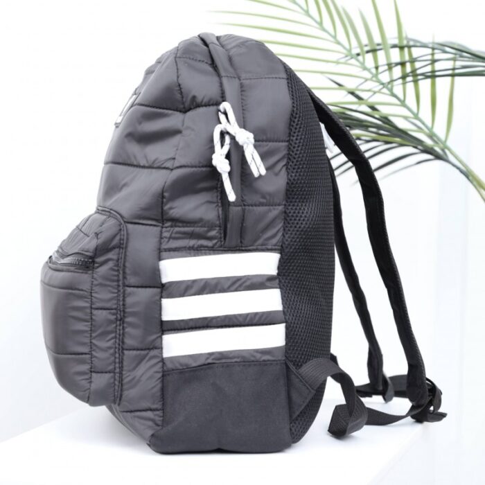 ⁦شنطة مدرسة 16 انش وجه نايلون للجنسين لون اسود⁩ - الصورة ⁦4⁩