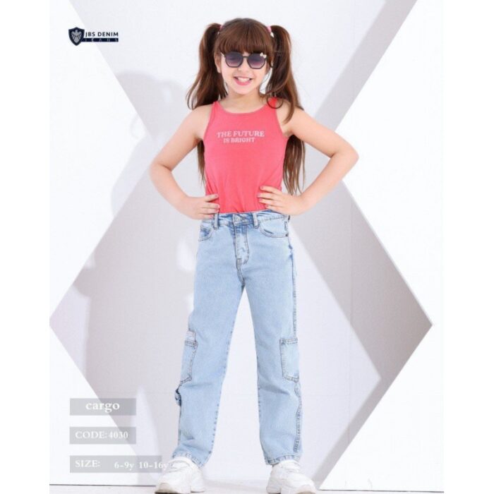 10336735_67dc59fc125ce بنطال جينز بناتي وولادي لون أزرق فاتح - الصورة 1