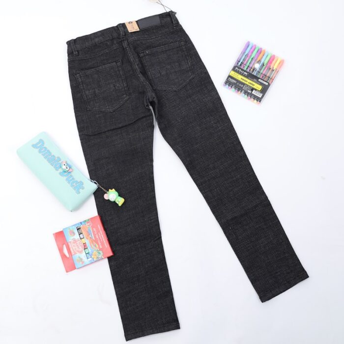 ⁦بنطال جينز ولادي لون أسود⁩ - الصورة ⁦5⁩