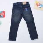 ⁦بنطال جينز سليم فيت ولادي لون أزرق غامق⁩ - الصورة ⁦9⁩