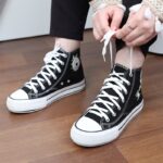 ⁦حذاء كاجوال ساق طويل صناعة يدوية للنساء لون اسود ونعل ابيض⁩ - الصورة ⁦11⁩