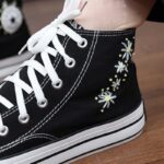 ⁦حذاء كاجوال ساق طويل صناعة يدوية للنساء لون اسود ونعل ابيض⁩ - الصورة ⁦14⁩