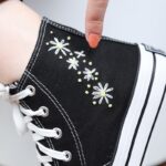 ⁦حذاء كاجوال ساق طويل صناعة يدوية للنساء لون اسود ونعل ابيض⁩ - الصورة ⁦18⁩