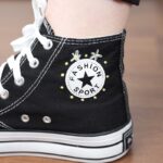 ⁦حذاء كاجوال ساق طويل صناعة يدوية للنساء لون اسود ونعل ابيض⁩ - الصورة ⁦19⁩