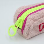 ⁦مقلمة فروو لون زهري⁩ - الصورة ⁦3⁩