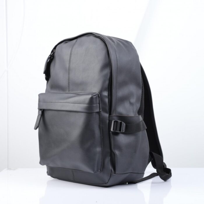 ⁦حقيبة مدرسية جلد لون أسود⁩ - الصورة ⁦8⁩