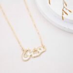 سلسال ذهبي بتصميم كلمة عشق