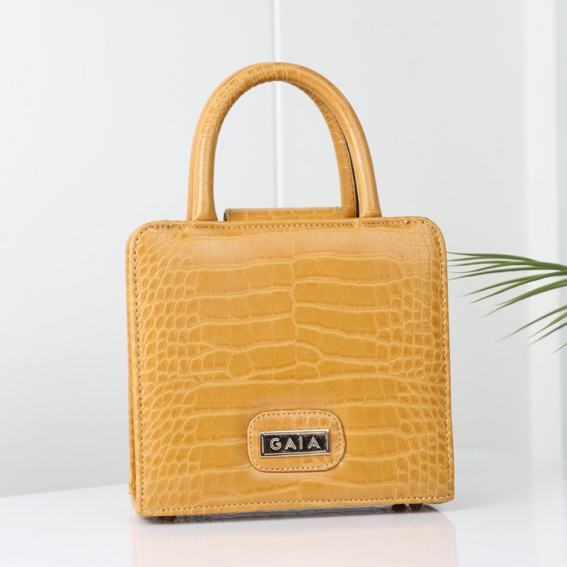 ⁦شنطة جلد ماركة GAIA للنساء لون كموني⁩ - الصورة ⁦1⁩