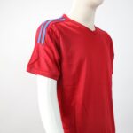 طقم رياضي (تيشيرت وشورت) للشباب لون أحمر وأزرق