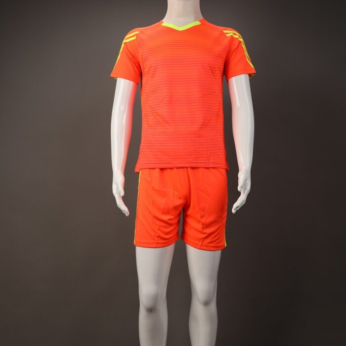 ⁦طقم رياضي (تيشيرت وشورت) للشباب لون برتقالي واصفر⁩ - الصورة ⁦9⁩