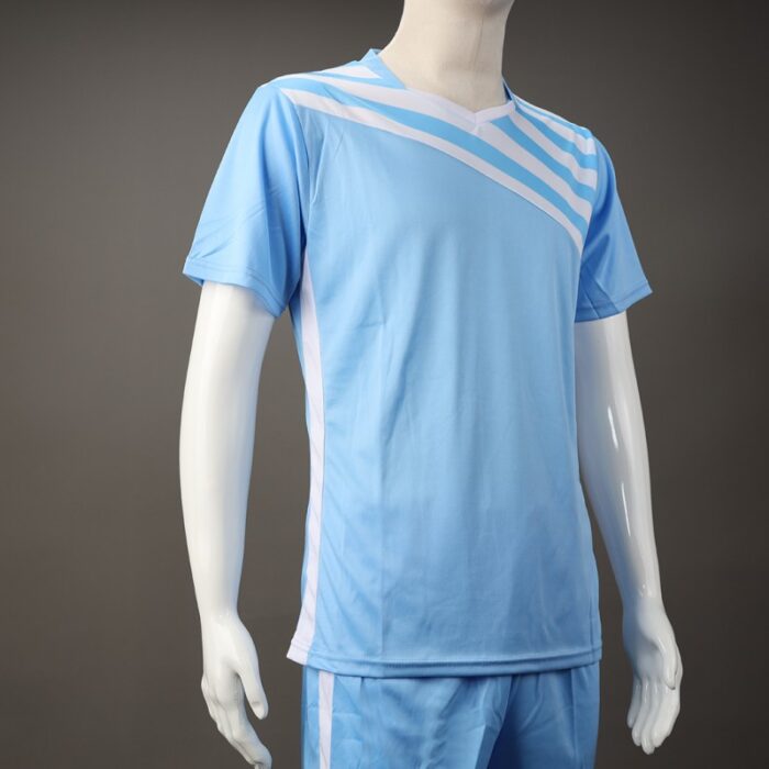⁦طقم رياضي (تيشيرت وشورت) للشباب لون أزرق وأبيض⁩ - الصورة ⁦6⁩