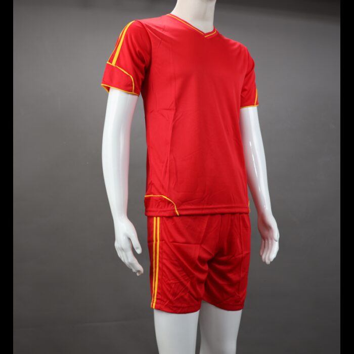 10337310_67dc5e7b86a41 طقم رياضي (تيشيرت وشورت) للشباب لون أحمر وأصفر - الصورة 1