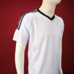 ⁦طقم رياضي (تيشيرت وشورت) للشباب لون أبيض وأسود⁩ - الصورة ⁦16⁩