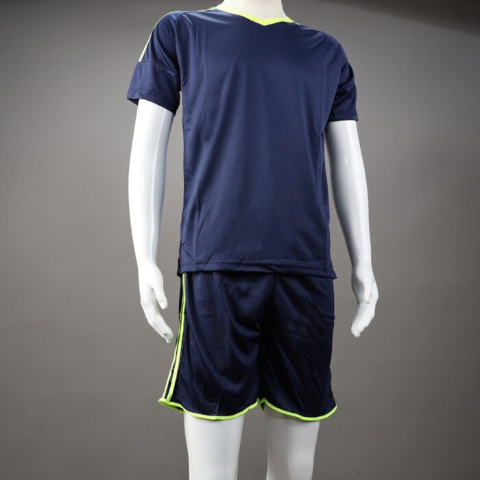 ⁦طقم رياضي (تيشيرت وشورت) للشباب لون كحلي وأصفر فسفوري⁩ - الصورة ⁦5⁩