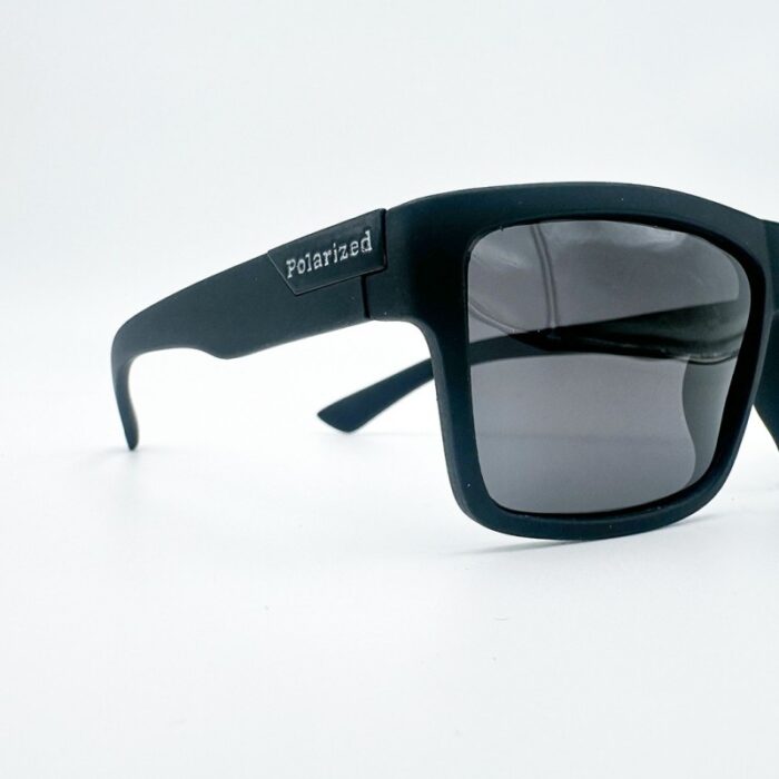 ⁦نظارة شمسية للرجال لون أسود⁩ - الصورة ⁦2⁩