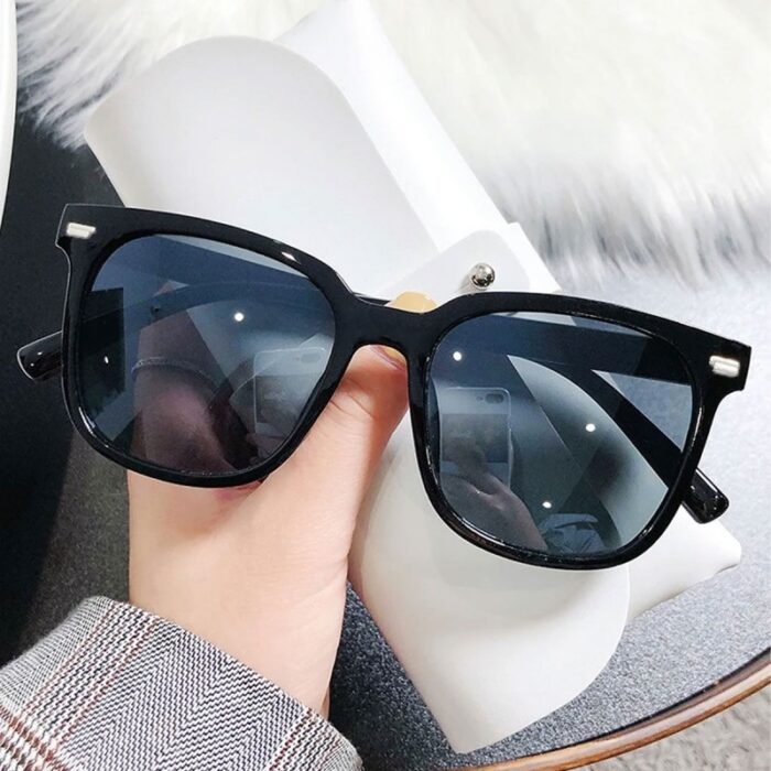 103374509_67dc60133e2f1 نظارة شمسية للرجال لون أسود مات - الصورة 1