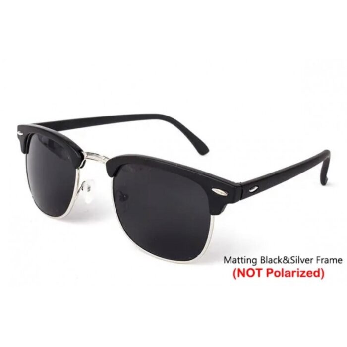 103374526_67dc601decd83 نظارة شمسية للجنسين لون أسود وفضي بتصميم مربع - الصورة 1