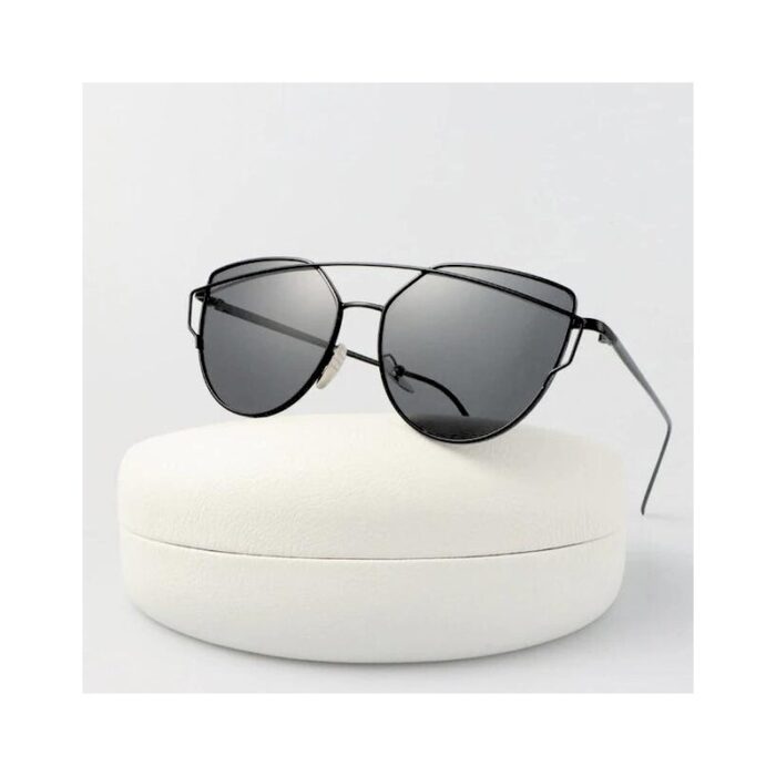 ⁦نظارة شمسية للنساء لون أسود⁩ - الصورة ⁦3⁩