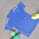 ⁦طقم رياضي (تيشيرت وشورت) للشباب لون أزرق⁩ - الصورة ⁦5⁩