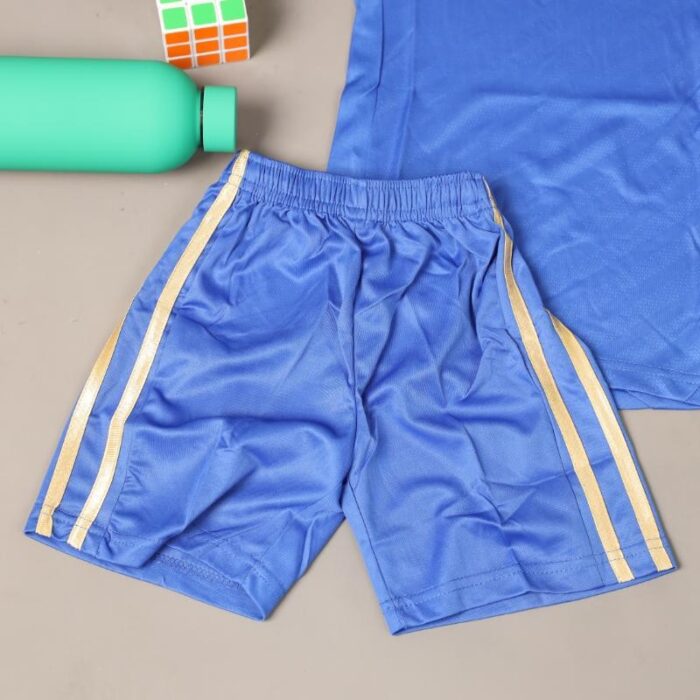 ⁦طقم رياضي (تيشيرت وشورت) للشباب لون أزرق⁩ - الصورة ⁦9⁩