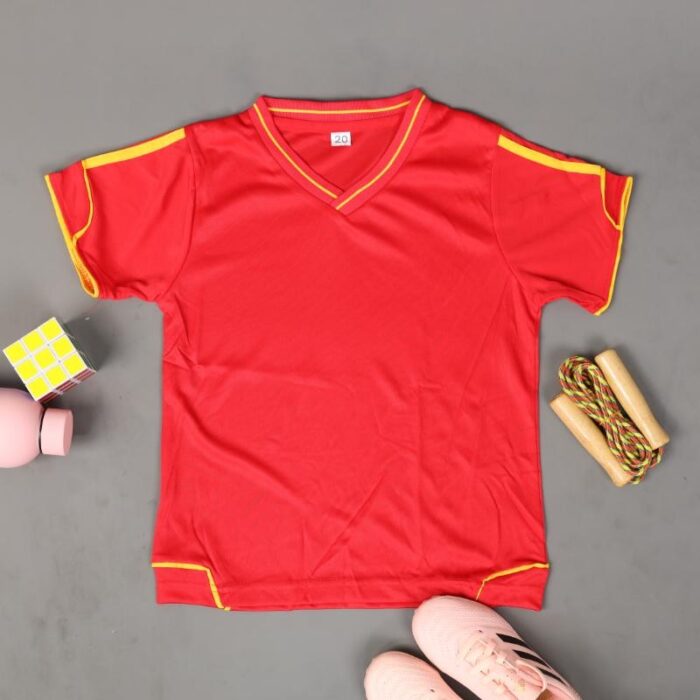 ⁦طقم رياضي (تيشيرت وشورت) للأطفال لون أحمر⁩ - الصورة ⁦8⁩