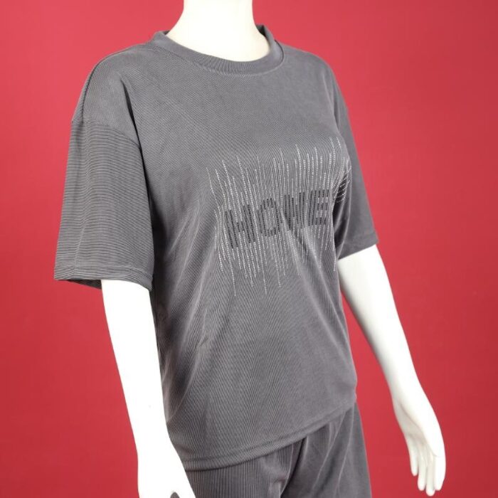 ⁦بجامة نص كم للنساء لون سكني غامق⁩ - الصورة ⁦5⁩