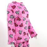 ⁦بيجامة صوف للنساء لون زهري بتصميم قلوب⁩ - الصورة ⁦3⁩