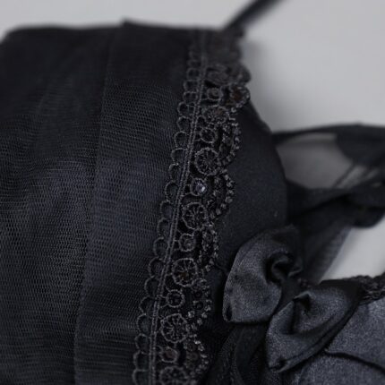 طقم لانجري لون أسود One Size