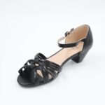 ⁦صندل بكعب للنساء لون أسود⁩ - الصورة ⁦2⁩