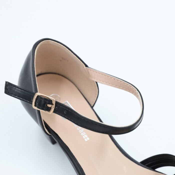 ⁦صندل بكعب للنساء لون أسود⁩ - الصورة ⁦10⁩