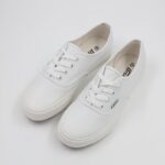 ⁦حذاء سبورت نعل عريض بأربطة للرجال لون أبيض⁩ - الصورة ⁦3⁩