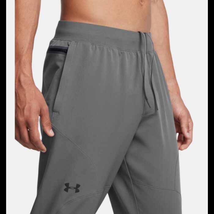 ⁦Under Armour Men's UA Unstoppable Tapered Pants- بنطلون اندر ارمور انستوببال تيبرد للرجال لون رمادي⁩ - الصورة ⁦4⁩