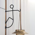 تعليقة معدنية لون أسود