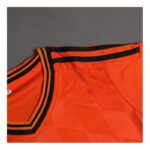 ⁦طقم رياضي (تيشيرت وبنطال) للأطفال لون برتقالي⁩ - الصورة ⁦3⁩