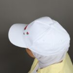 ⁦طاقية قماش مطرزة بتصميم بطيخ لون أبيض⁩ - الصورة ⁦3⁩