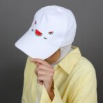 ⁦طاقية قماش مطرزة بتصميم بطيخ لون أبيض⁩ - الصورة ⁦6⁩