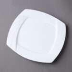 ⁦جاط بورسلان بتصميم شبه مربع حجم 30.5×30.5 سم لون أبيض⁩ - الصورة ⁦2⁩