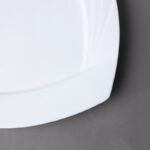 ⁦جاط بورسلان بتصميم شبه مربع حجم 30.5×30.5 سم لون أبيض⁩ - الصورة ⁦3⁩