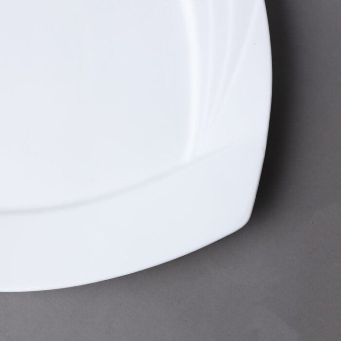 ⁦جاط بورسلان بتصميم شبه مربع حجم 30.5×30.5 سم لون أبيض⁩ - الصورة ⁦3⁩