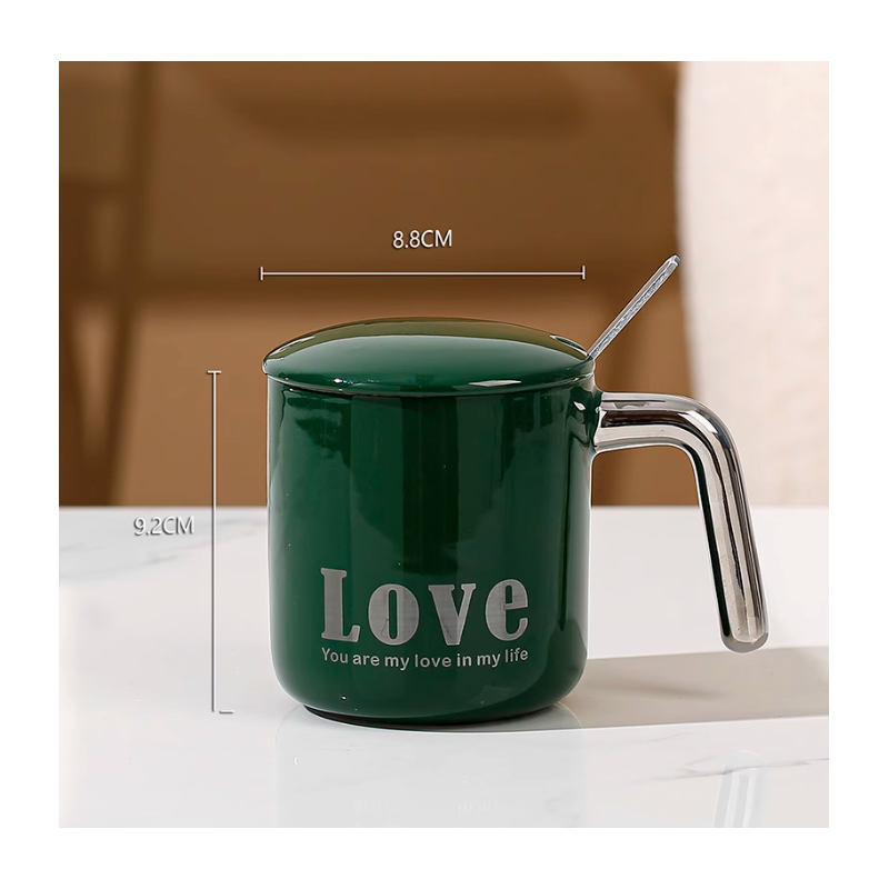 1033751534_67dc65c221ede مج بورسلان مع غطاء بورسلان وملعقة بتصميم كتابة Love لون أخضر - الصورة 1