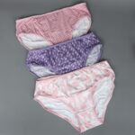 ⁦طقم داخلي نسائي قطن 3 قطع من milk بألوان مختلفة⁩ - الصورة ⁦2⁩