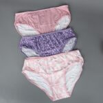 ⁦طقم داخلي نسائي قطن 3 قطع من milk بألوان مختلفة⁩ - الصورة ⁦5⁩