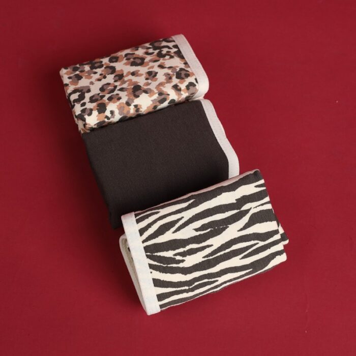 ⁦طقم داخلي نسائي قطن من 3 قطع milk بألوان مختلفة⁩ - الصورة ⁦3⁩