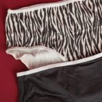 ⁦طقم داخلي نسائي قطن من 3 قطع milk بألوان مختلفة⁩ - الصورة ⁦9⁩