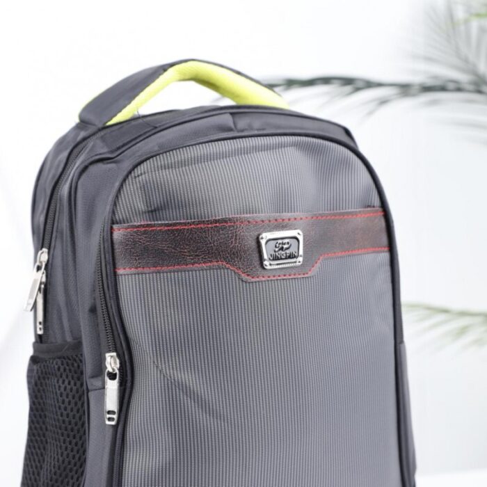 1033751573_67dc65fa69fcc حقيبة ظهر مدرسية 14 انش لون أسود وأصفر - الصورة 1