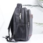 ⁦حقيبة ظهر مدرسية 14 انش لون أسود⁩ - الصورة ⁦2⁩