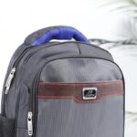 ⁦حقيبة ظهر مدرسية 14 انش لون أسود وأزرق⁩ - الصورة ⁦6⁩