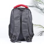 ⁦حقيبة ظهر مدرسية 14 انش لون أسود وأحمر⁩ - الصورة ⁦2⁩