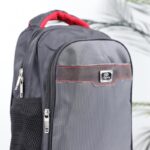 ⁦حقيبة ظهر مدرسية 14 انش لون أسود وأحمر⁩ - الصورة ⁦9⁩